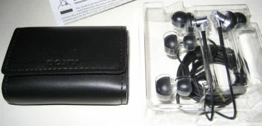 Foto: HiFi-Kopfhörer Sony MDR-EX90LP mit Tasche
