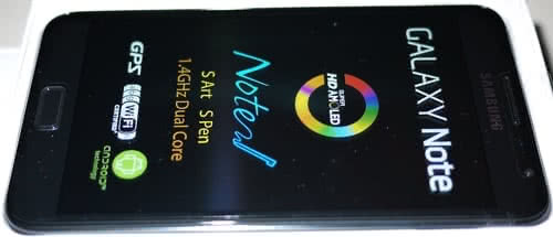 Foto: XXL-Smartphone Samsung Galaxy Note im offenen Karton